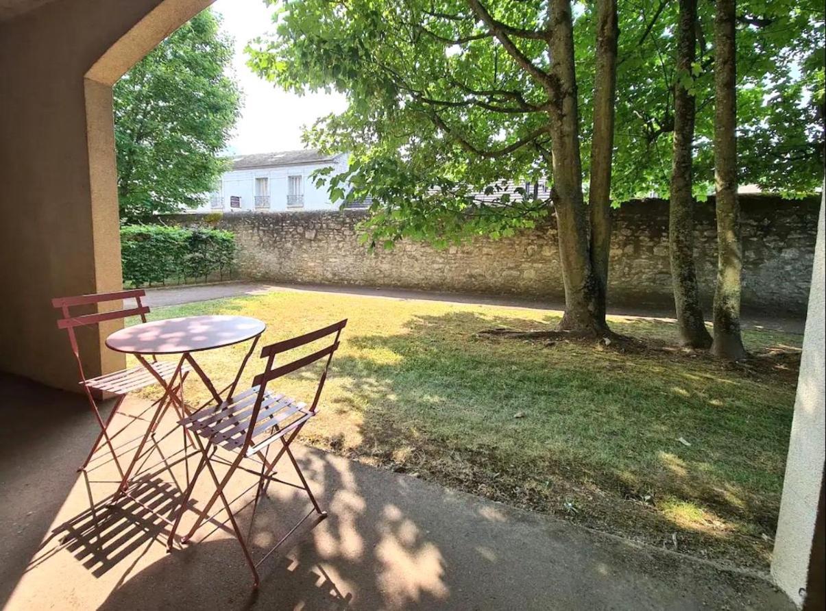 La Closeraie Appartement Centre De Senlis, Parking Et Terrasse Senlis  Exterior photo